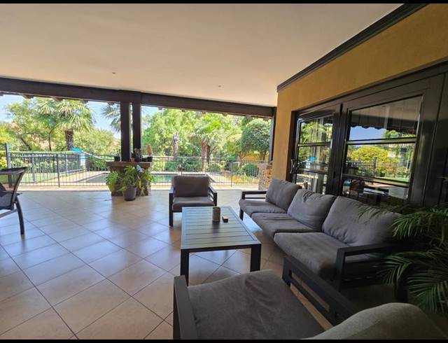 5 BEDROOM PROPERTY TO RENT IN WATERKLOOF RIDGE